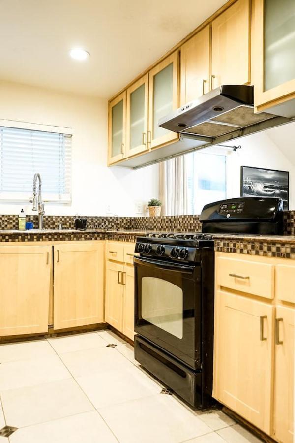 Newport Beach House 1 Blk To Beach And 25 Min To Disney Екстер'єр фото